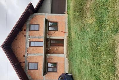 Casă cu 6 camere cu Teren 1000 Mp în Lugojel - 5