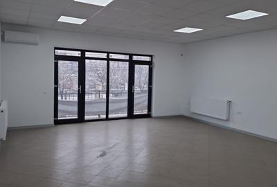 Spațiu comercial, de 60 mp, în Exterior Vest - 5