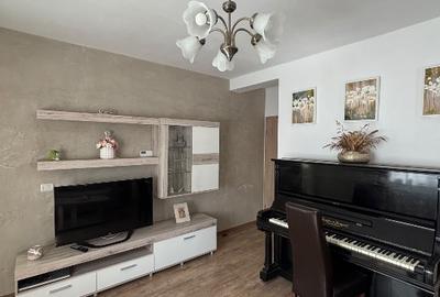 Apartament cu 3 camere decomandat în Braytim