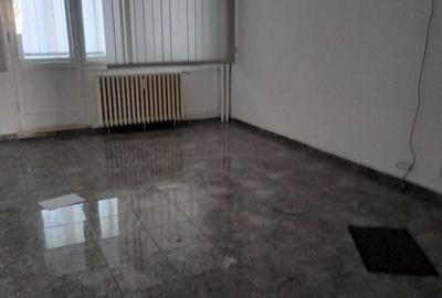Spațiu comercial, de 71 mp, în Dristor - 2