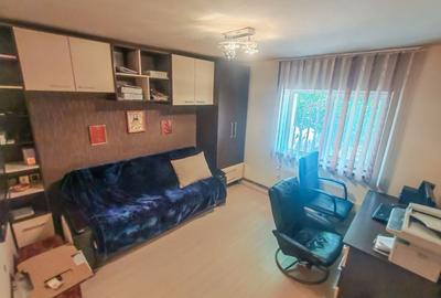 Casă cu 4 camere în Micălaca