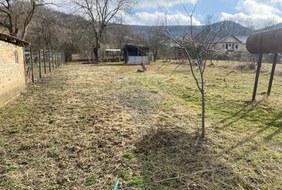 Casă cu Teren 900 Mp în Laslea