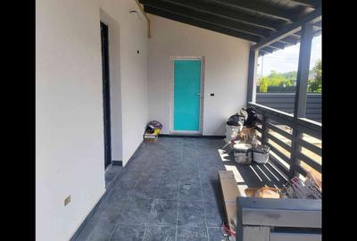 Casă cu 3 camere cu Teren 400 Mp în Hemeiuș - 1