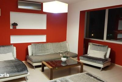 Apartament cu 3 camere decomandat în Olimpia-Stadion