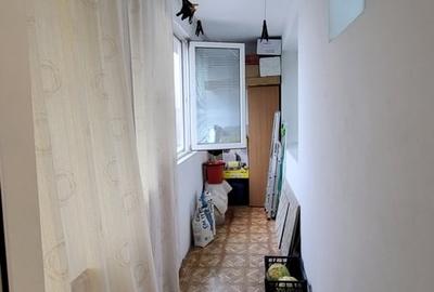 Apartament cu 2 camere semidecomandat în Gorjului