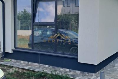 Casă cu 3 camere cu Teren 300 Mp în Berceni