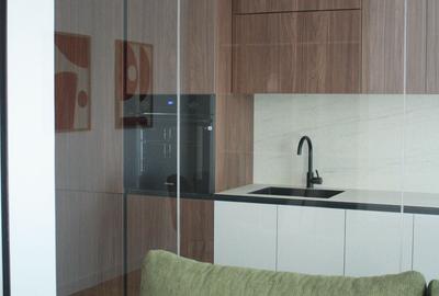 Apartament cu 2 camere, mobilat în Central