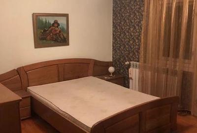 Garsonieră decomandată în 13 Septembrie