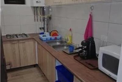 Casă cu Teren 2000 Mp în Central - 1