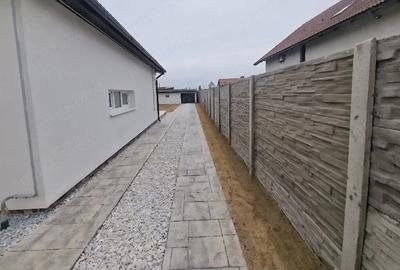Casă cu 3 camere cu Teren 710 Mp în Central - 2