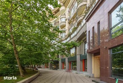 Apartament cu 4 camere în Centrul Civic
