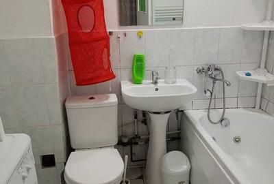 Apartament cu 2 camere decomandat în Nicolina - 2