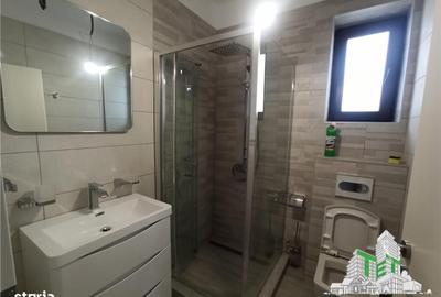 Casă cu 4 camere în Odăile