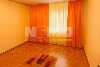 Apartament cu 3 camere semidecomandat în Central - 6