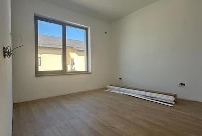 Duplex cu 4 camere cu Canalizare în Prelungirea Ghencea - 5