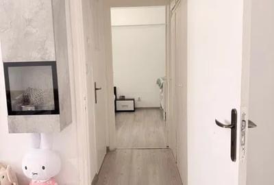 Apartament cu 2 camere semidecomandat în Iancului