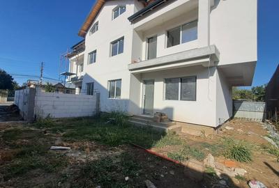 Casă cu 7 camere cu Teren 170 Mp în Central