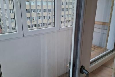 Apartament semidecomandat în Rahova