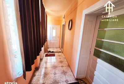 Casă cu 5 camere cu Teren 4400 Mp în Boldur - 17