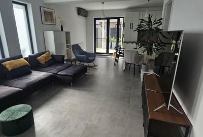 Casă cu 3 camere cu Teren 85 Mp în Central