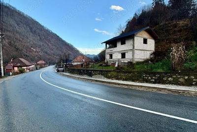 Casă cu 5 camere cu Teren 1200 Mp în Valea lui Stan - 9