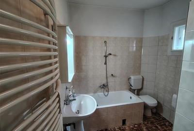 Duplex cu 6 camere cu Canalizare în 1 Decembrie 1918 - 11