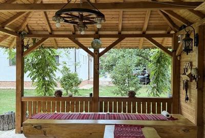 Casă cu 4 camere în Boldești