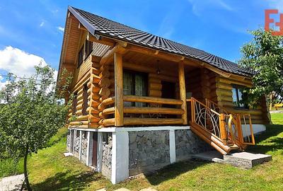 Casă cu 7 camere cu Teren 3714 Mp în Câmpeni - 1