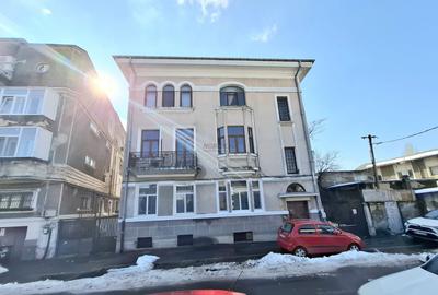Apartament cu 3 camere decomandat în P-ța Muncii - 2