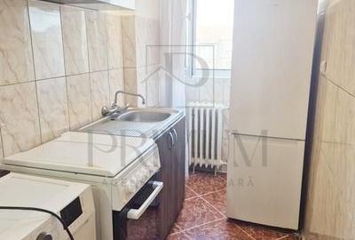 Garsonieră decomandată în Soarelui