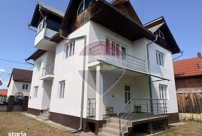 Casă cu 4 camere în Breb