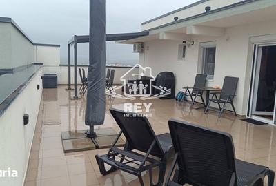 Apartament cu 3 camere decomandat în Turnișor