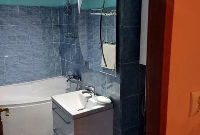 Casă cu 2 camere în Central