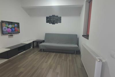 Garsonieră decomandată în Central - 8