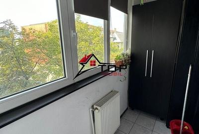 Apartament cu 3 camere semidecomandat în Tudor Vladimirescu - 1
