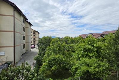 Apartament cu 2 camere decomandat, mobilat în Tractorul - 5