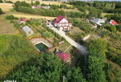 Casă cu 4 camere cu Teren 10000 Mp în Forăști - 2