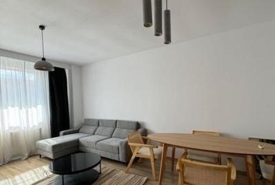 Apartament cu 2 camere semidecomandat, mobilat în Sisești