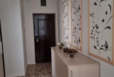 Apartament cu 2 camere semidecomandat în Romanilor