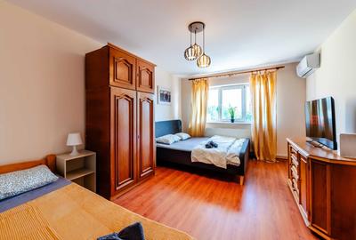 Apartament cu 3 camere în Central - 1
