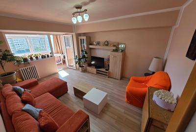Apartament cu 3 camere decomandat în Doamna Ghica