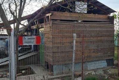 Teren de 1000 mp, în Central - 8