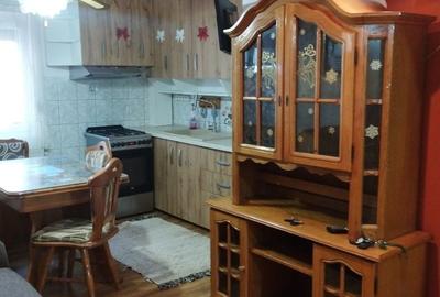 Apartament cu 3 camere decomandat în Govândari - 2