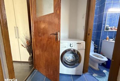 Apartament cu 2 camere semidecomandat în Craiovei