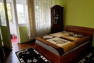Apartament cu 2 camere decomandat în Dacia