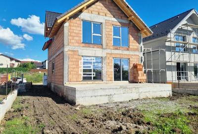Casă individuală cu 5 camere cu Canalizare în Șura Mare - 2