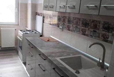 Apartament cu 2 camere decomandat în Sud - 3