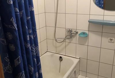 Garsonieră decomandată în UMT
