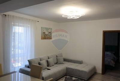 Apartament cu 2 camere semidecomandat în Tractorul - 8