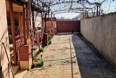 Casă cu 6 camere cu Teren 854 Mp în Oșorhei - 2